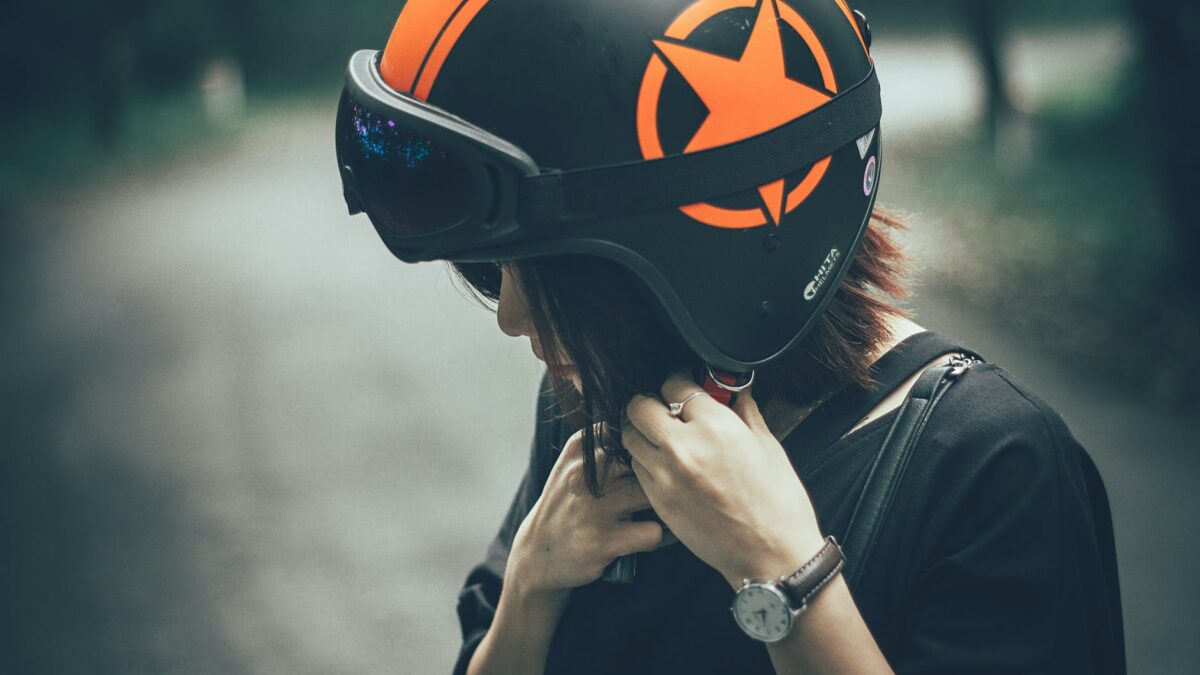 How To Choose The Best Cycling Helmet